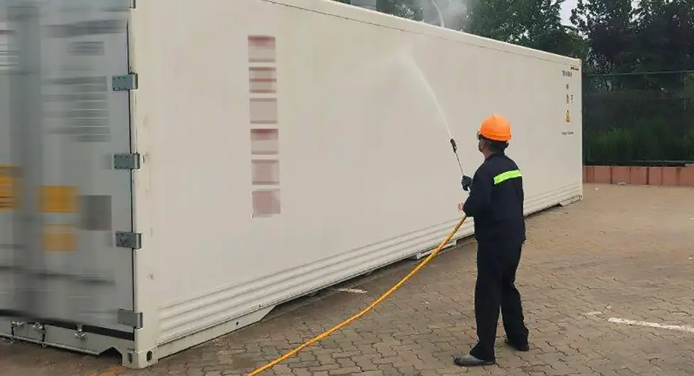 装柜前集装箱清洁杀菌：混装柜防霉第一步